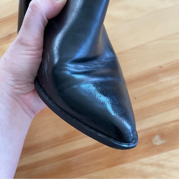 Express vegan leather pointed toe booties size 6 - Picture 7 of 14